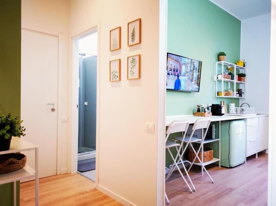 Ferienwohnung Sunny Flat 50 Meters From The Metro Mailand Exterior foto