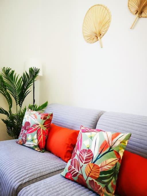 Ferienwohnung Sunny Flat 50 Meters From The Metro Mailand Exterior foto